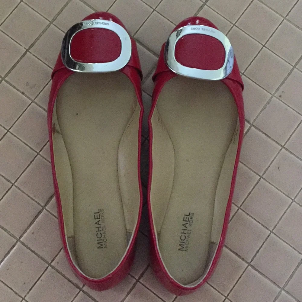 Shoes - Picture 1 of 2